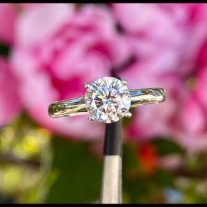 SOLD! 1ct LEO diamond engagement ring H SI2